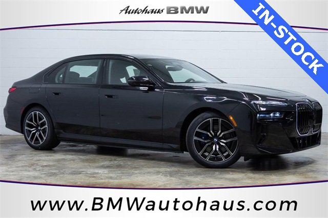 New 2025 BMW i7 xDrive60 w/ Executive Package