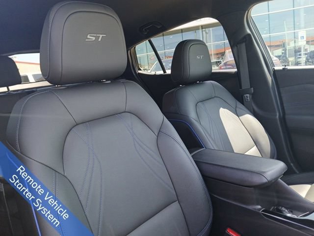 Used 2024 Buick Envista Sport Touring w/ Convenience I Package FWD image 14