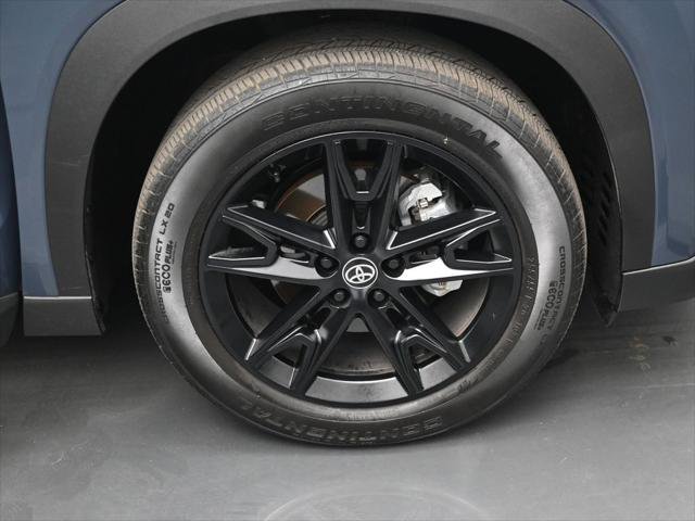 Certified 2024 Toyota Grand Highlander Platinum AWD/4WD image 43