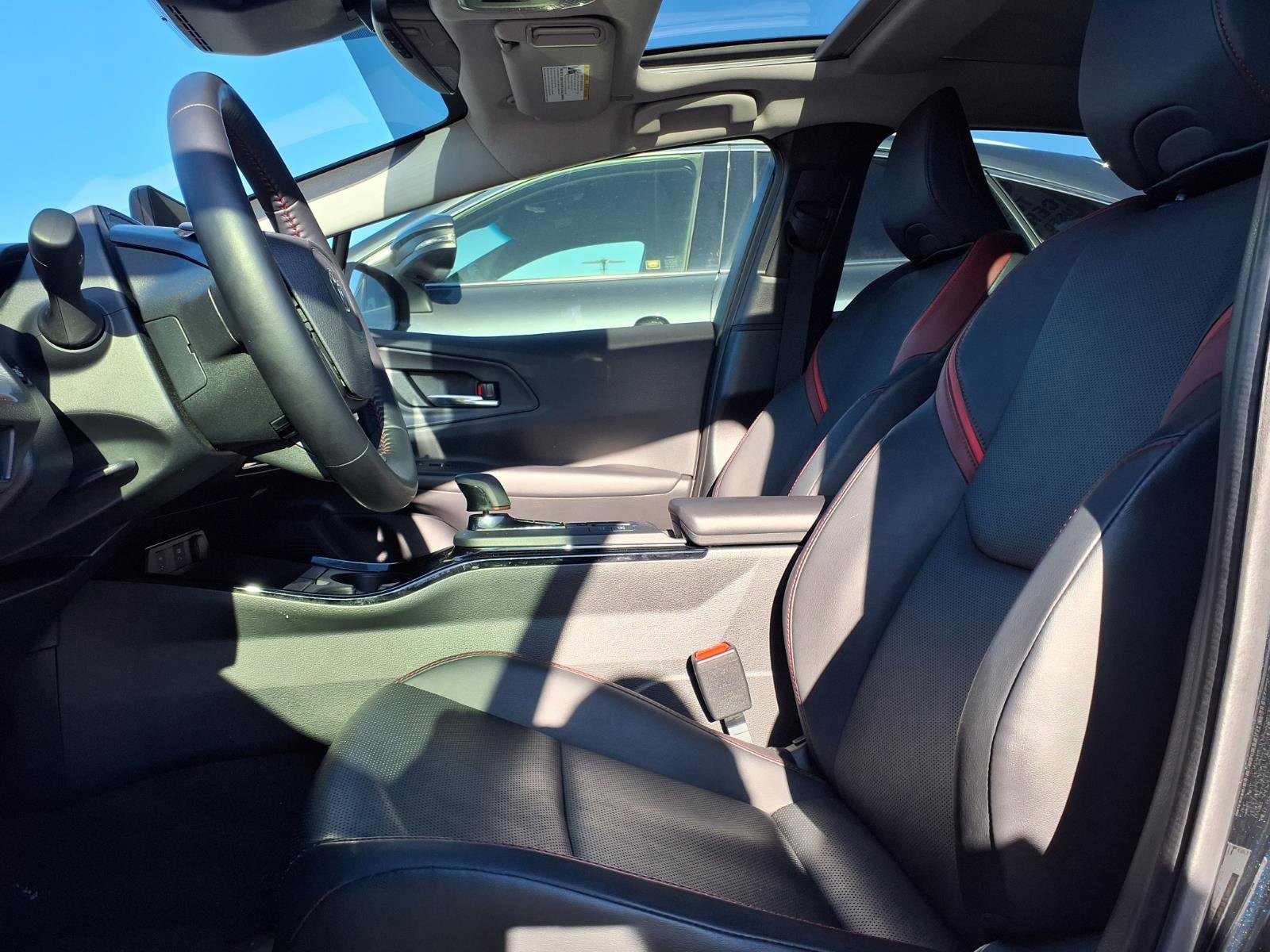 Used 2024 Toyota Prius Prime image 5
