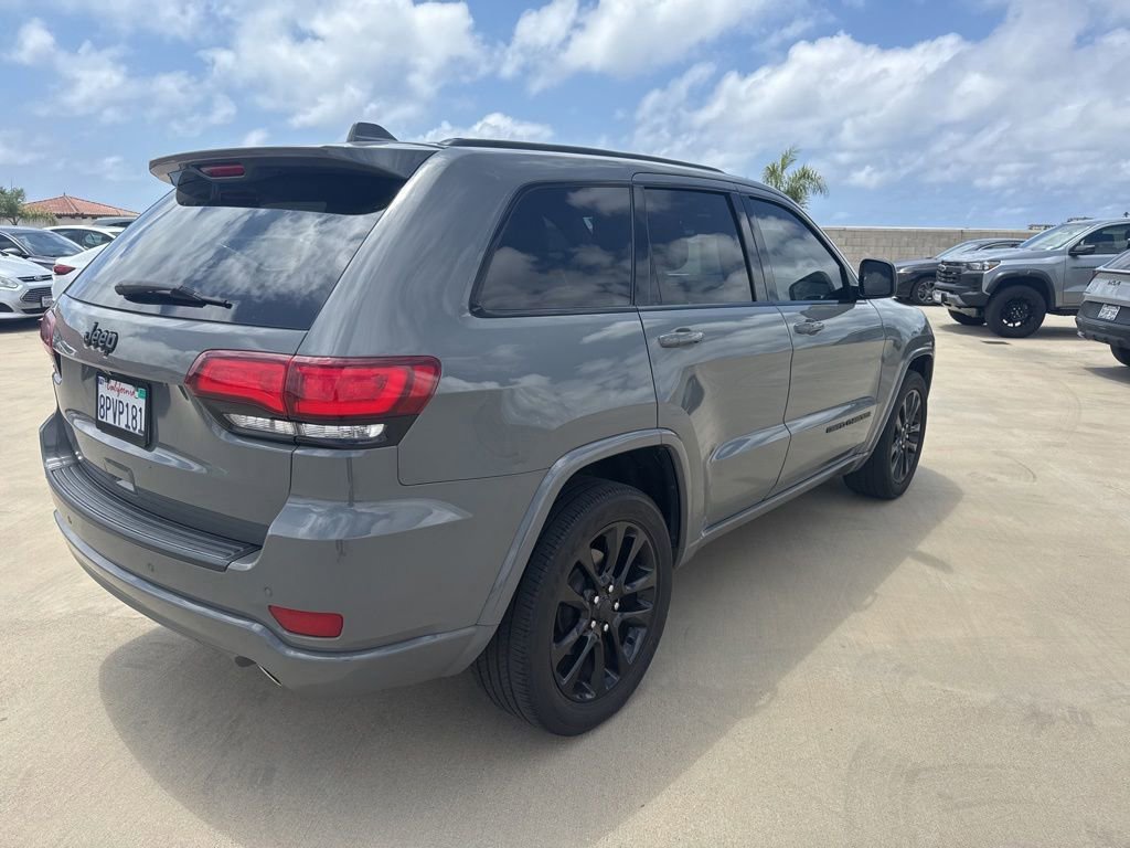 Used 2020 Jeep Grand Cherokee Altitude RWD image 5