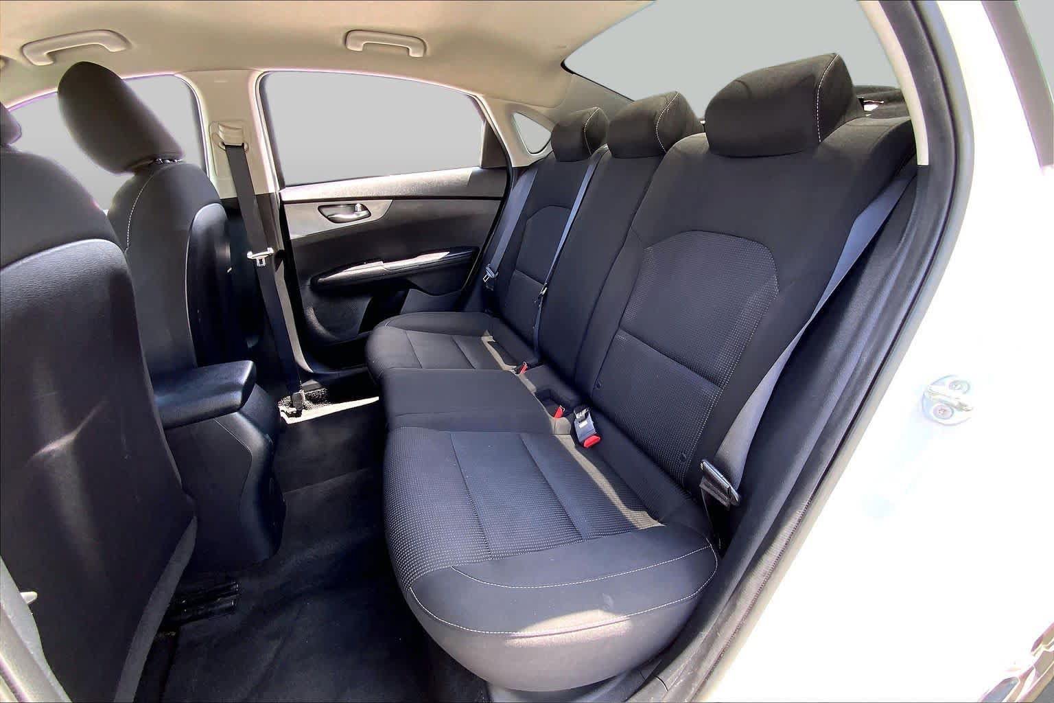 Used 2021 Kia Forte LXS FWD image 20