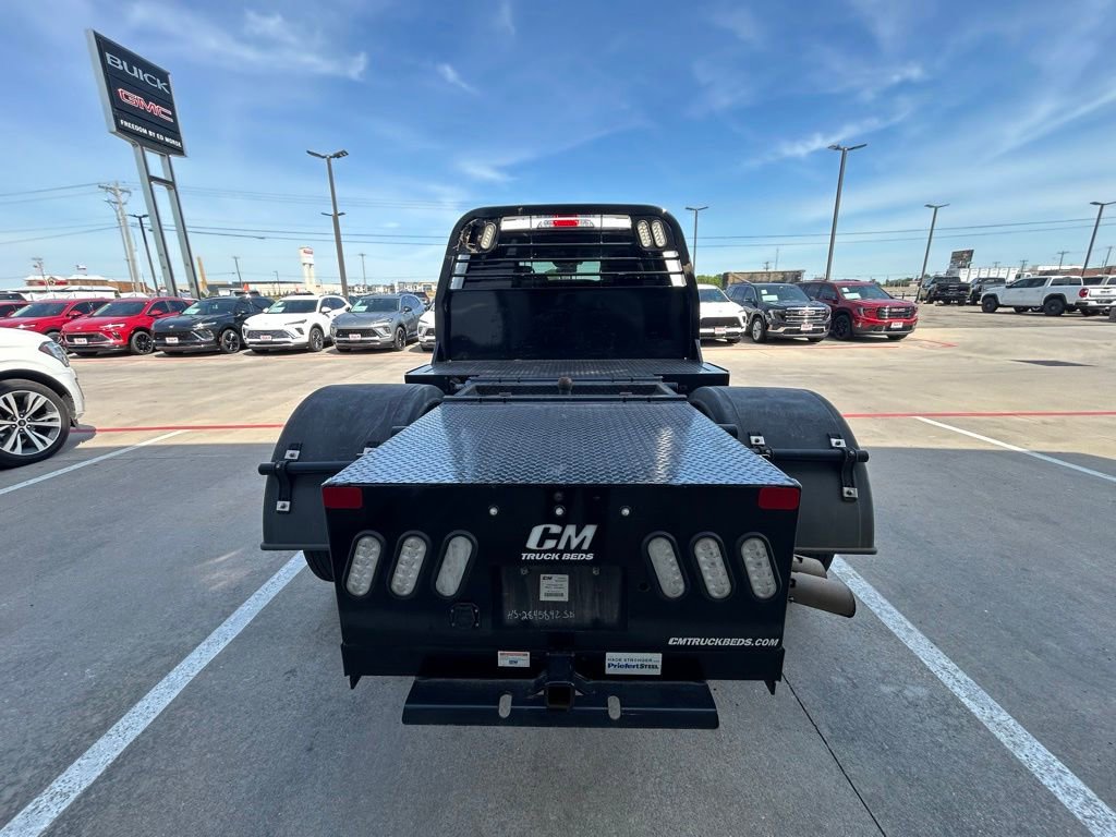 Used 2020 Ford F450 XL w/ STX Appearance Package RWD image 3