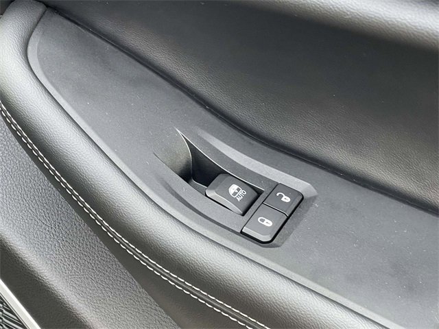 Used 2022 Jeep Grand Cherokee L Laredo w/ Luxury Tech Group I image 13