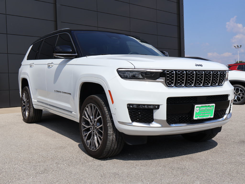 Used 2024 Jeep Grand Cherokee L Summit AWD/4WD image 6