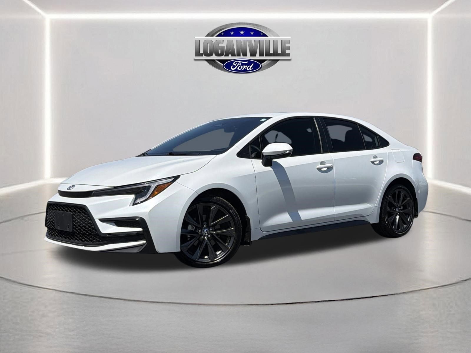 Used 2025 Toyota Corolla XSE image 1