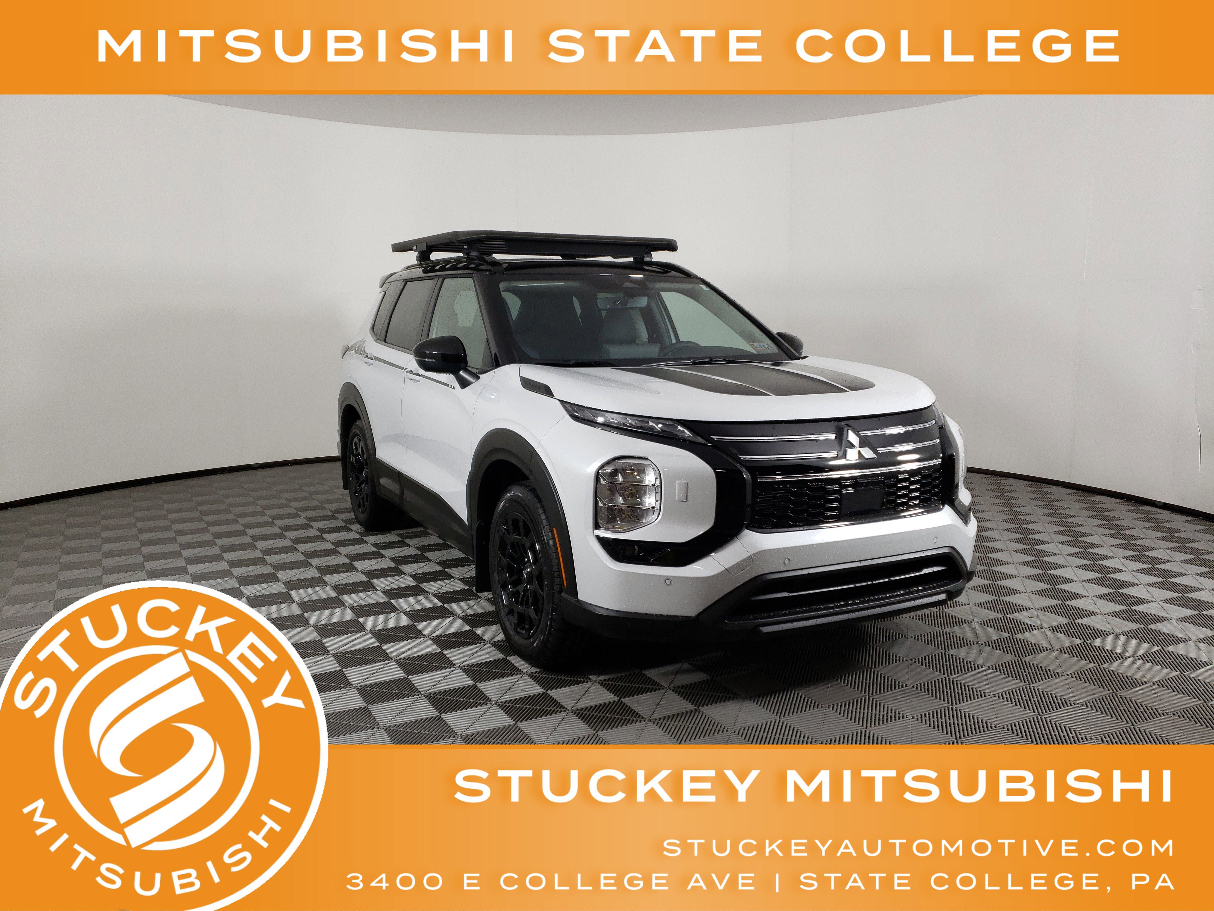 New 2026 Mitsubishi Outlander Trail Edition image 1