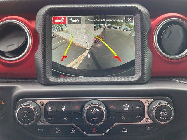 Used 2022 Jeep Wrangler Rubicon w/ LED Lighting Group AWD/4WD image 21