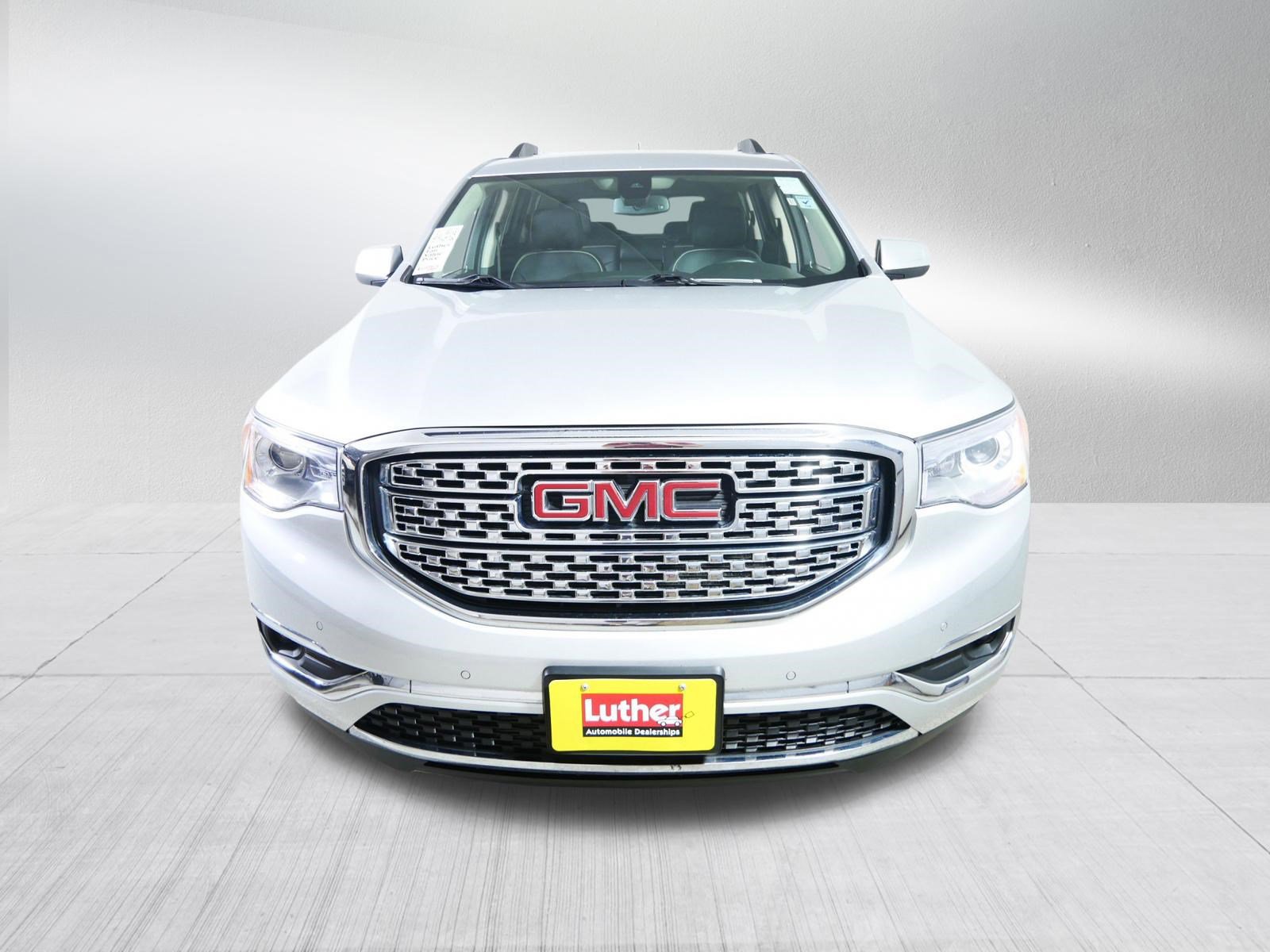 Certified 2017 GMC Acadia Denali image 2