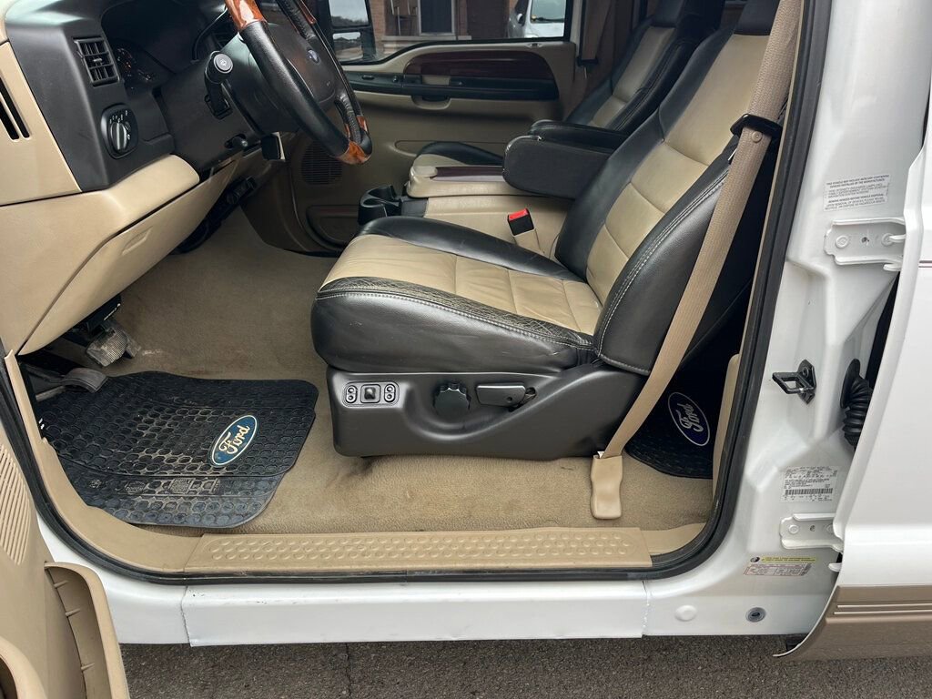 Used 2005 Ford Excursion Eddie Bauer image 16