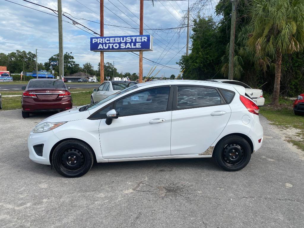 Used 2013 Ford Fiesta SE