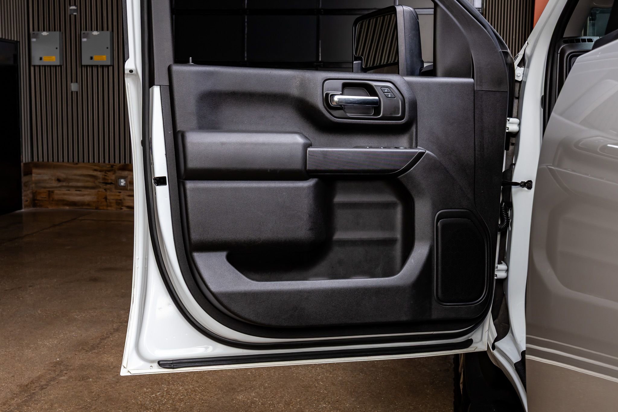 Used 2020 GMC Sierra 2500 4x4 Crew Cab w/ Gooseneck/5TH Wheel Package image 34