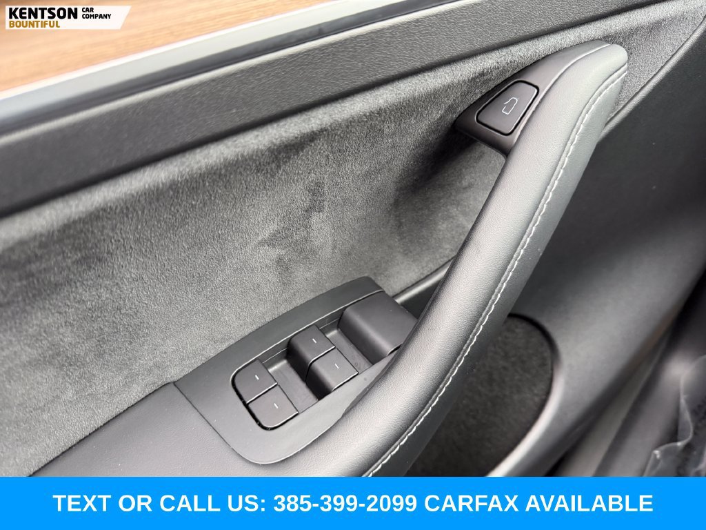 Used 2025 Tesla Model Y Performance AWD/4WD image 18