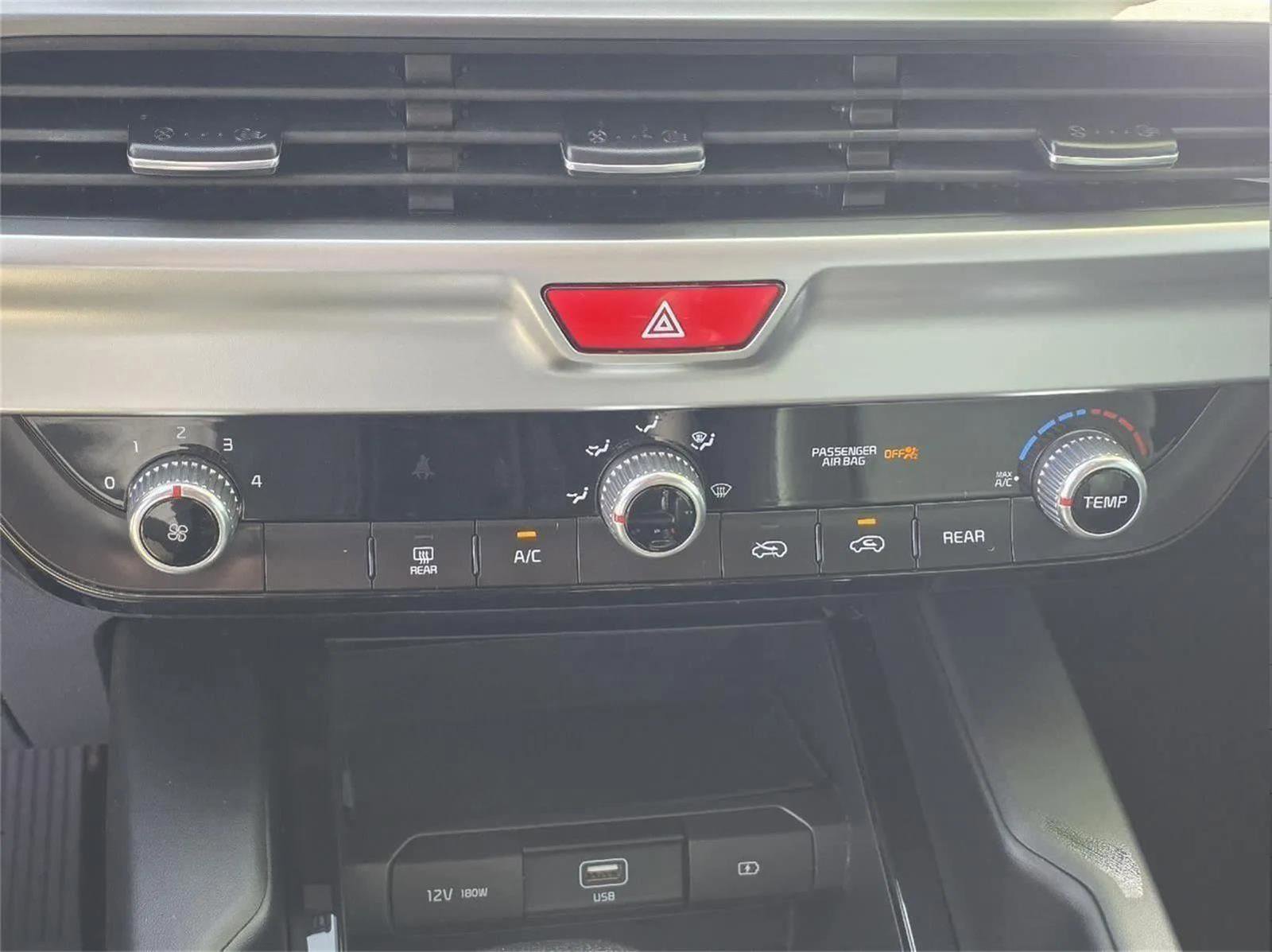 Used 2021 Kia Telluride LX image 16