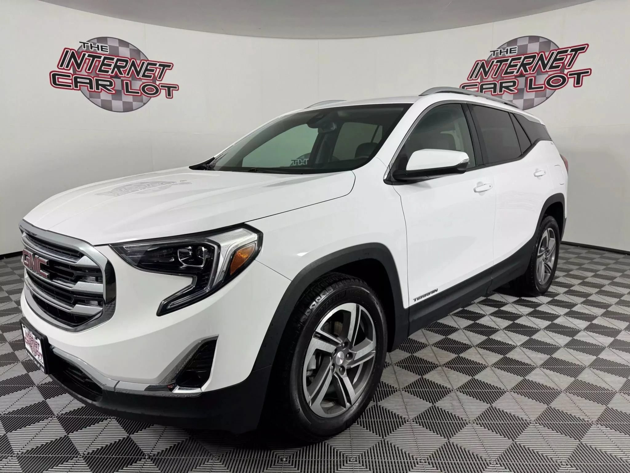 Used 2020 GMC Terrain SLT w/ Preferred Package AWD/4WD image 3
