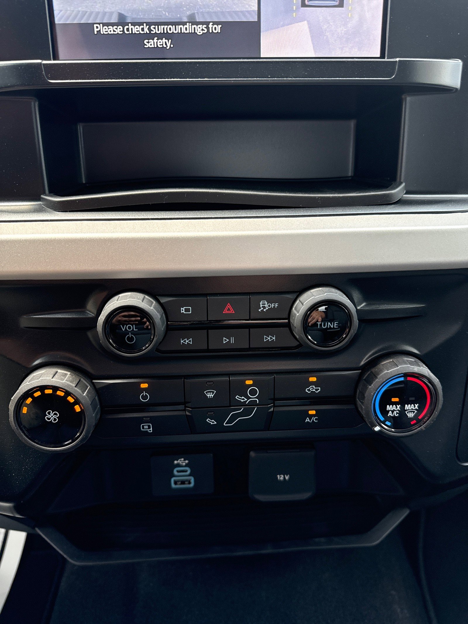 New 2025 Ford F250 XL w/ STX Appearance Package image 17