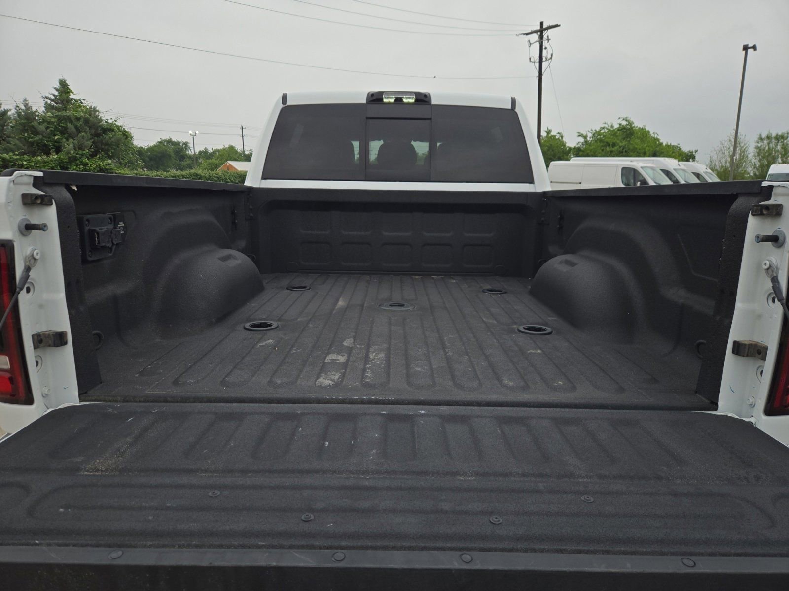 Used 2024 RAM 3500 Laramie w/ Night Edition AWD/4WD image 25