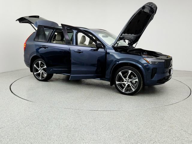 New 2026 Volvo XC90 B6 Ultra w/ Protection Package image 10
