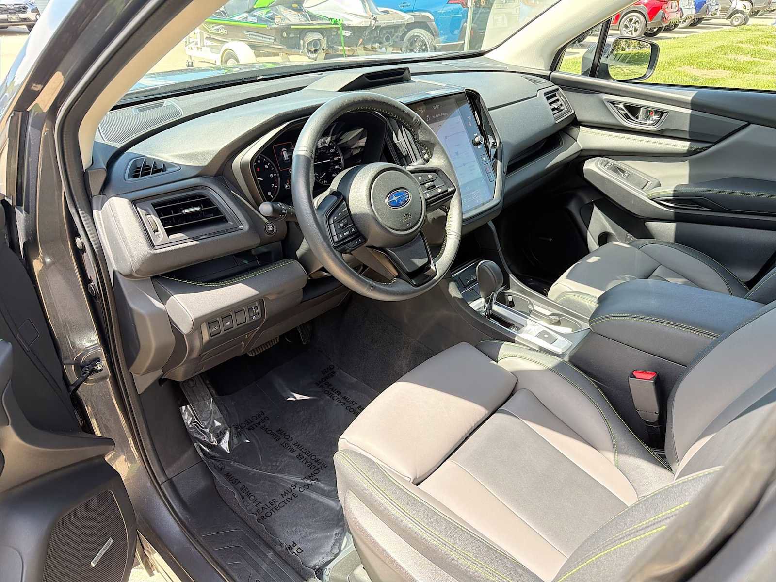 Certified 2023 Subaru Ascent Onyx Edition Limited AWD/4WD image 2