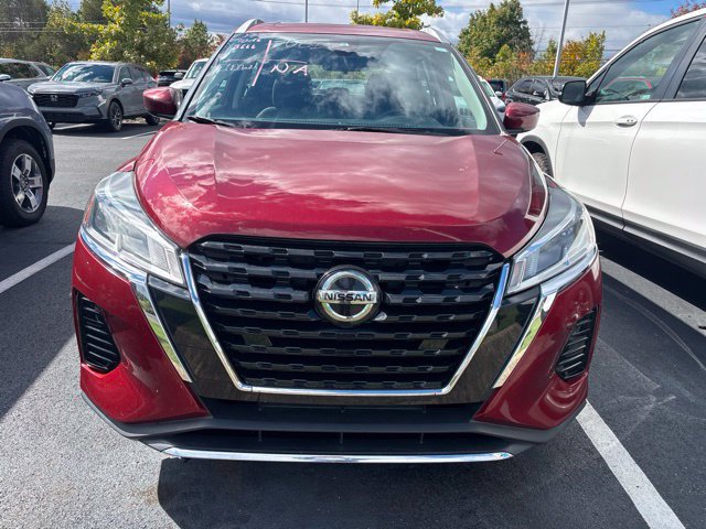 Used 2021 Nissan Kicks SV FWD image 2