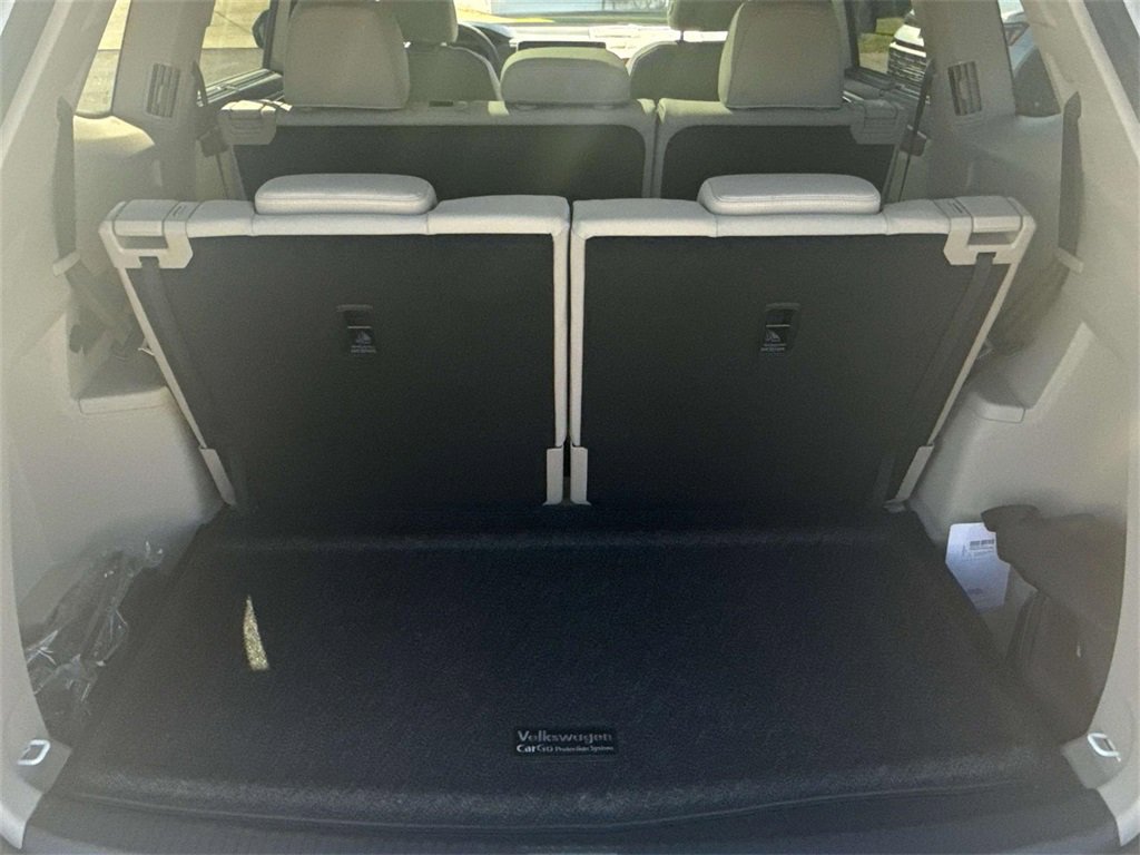 New 2026 Volkswagen Atlas SEL Premium R-Line image 25