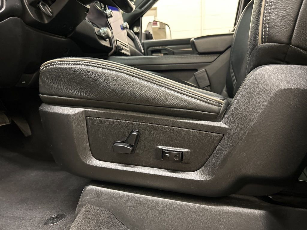 Used 2019 RAM 2500 Limited image 29