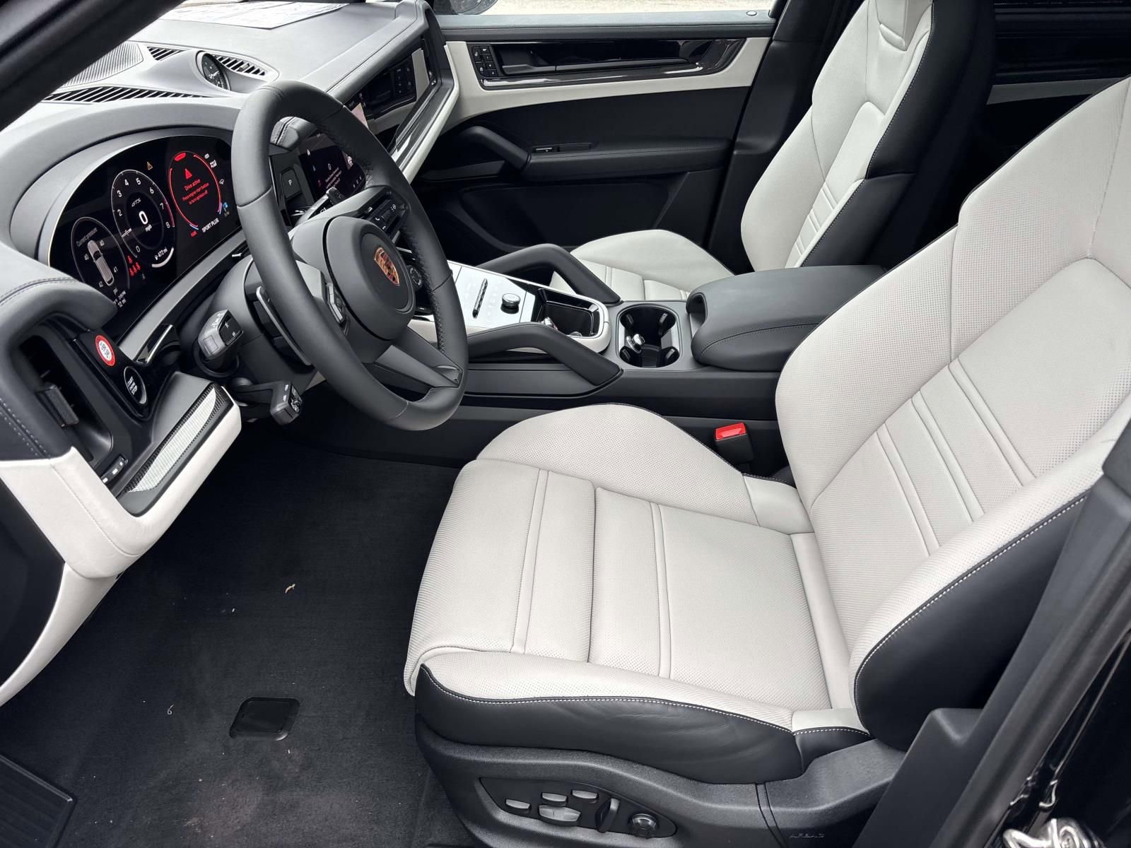 New 2026 Porsche Cayenne GTS image 20