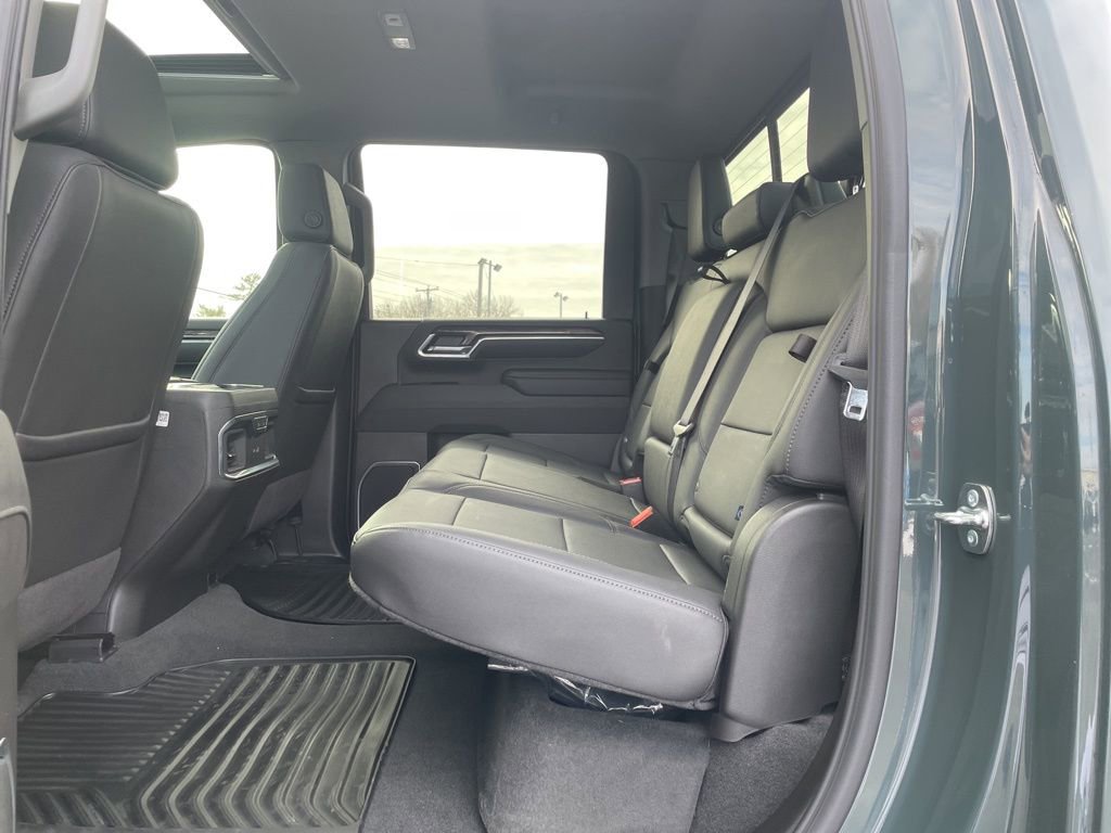 Used 2025 Chevrolet Silverado 2500 LTZ w/ Trail Boss Package image 35