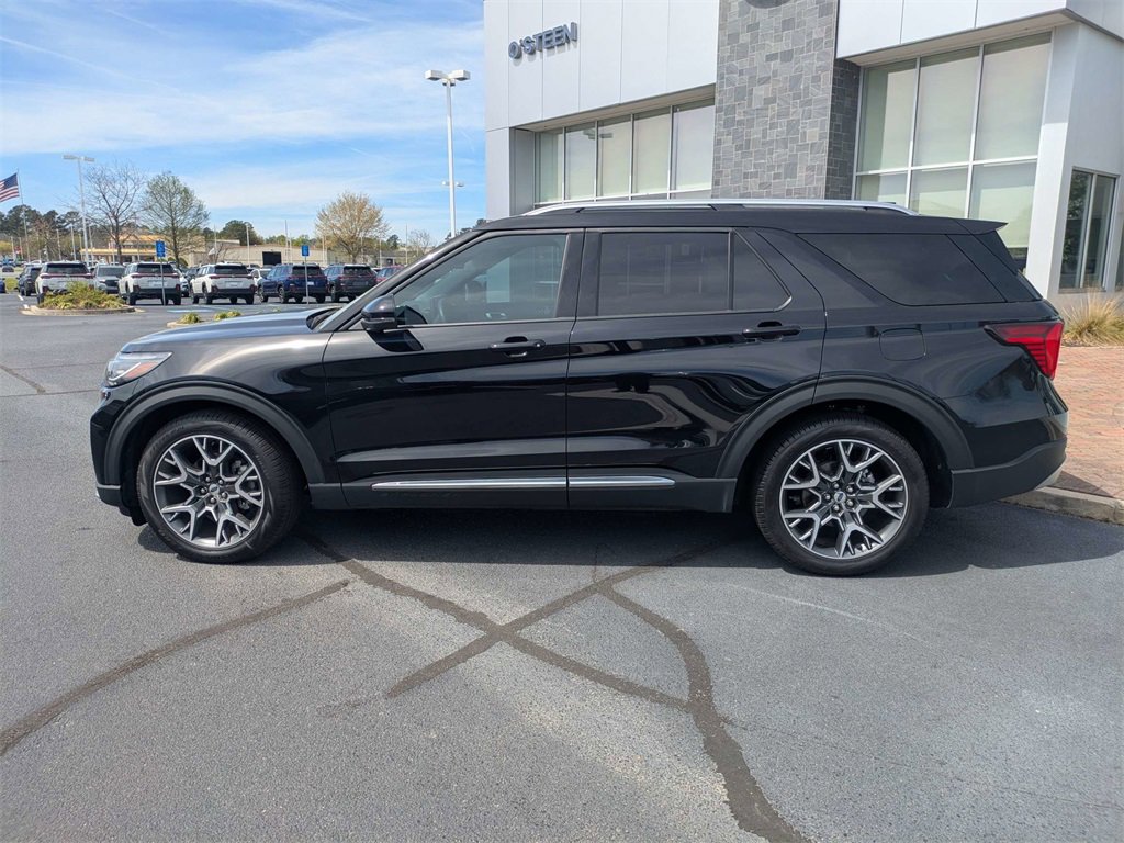 Used 2025 Ford Explorer Platinum w/ Ultimate Package image 8
