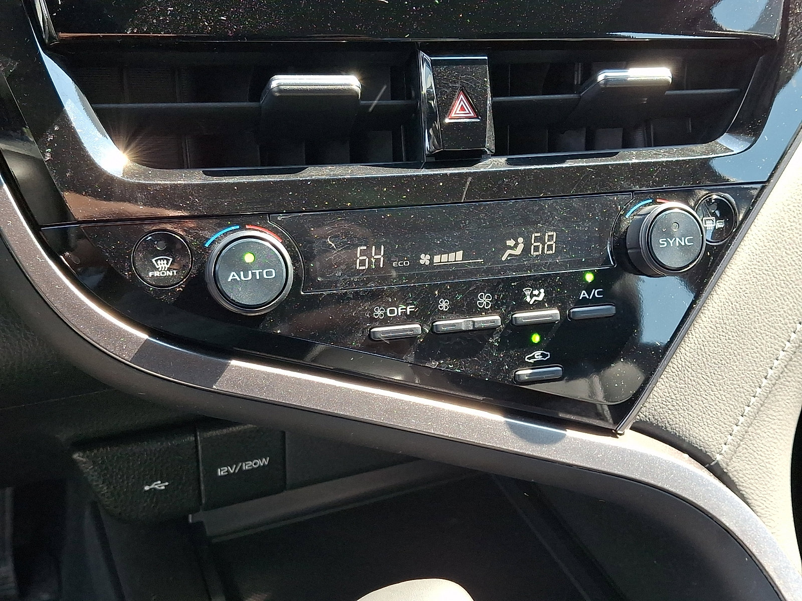 Certified 2024 Toyota Camry SE AWD/4WD image 15