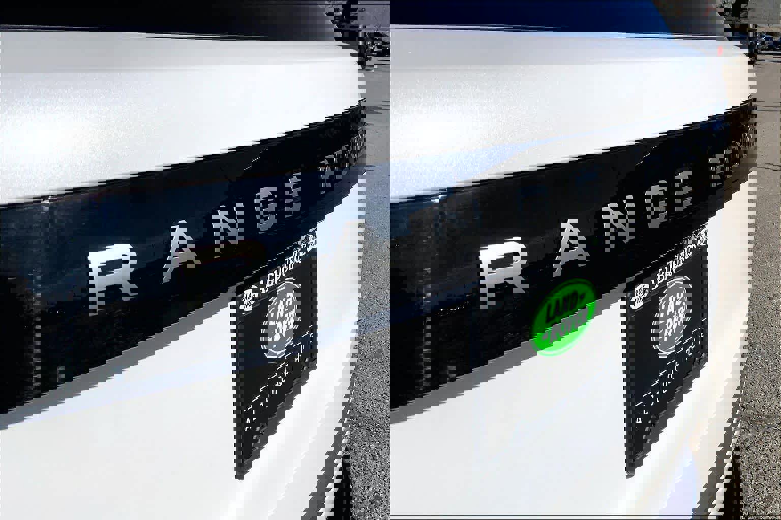 New 2026 Land Rover Range Rover SE image 15