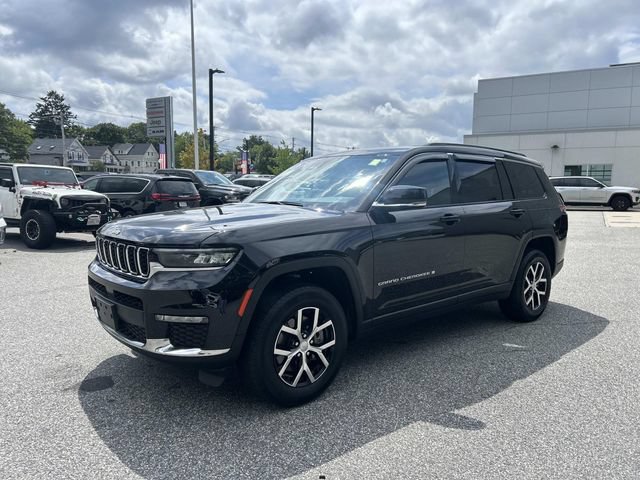 Used 2024 Jeep Grand Cherokee L Limited AWD/4WD image 7