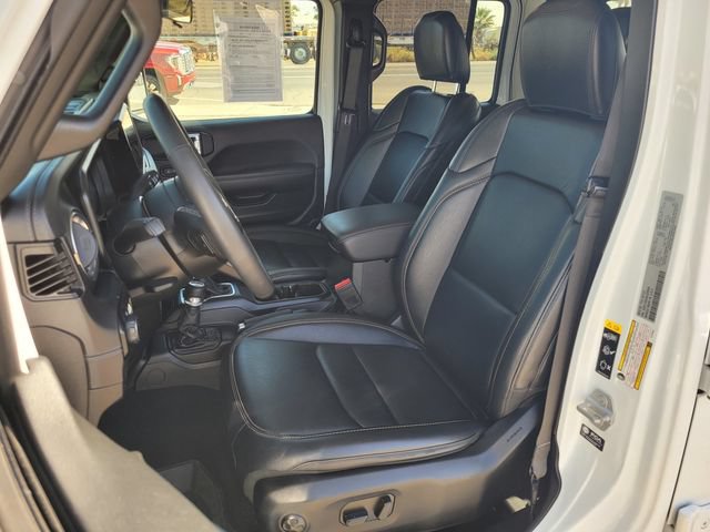 Used 2025 Jeep Gladiator Sport AWD/4WD image 16