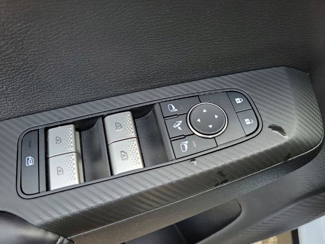 Used 2024 Mitsubishi Outlander SE Black Edition image 23