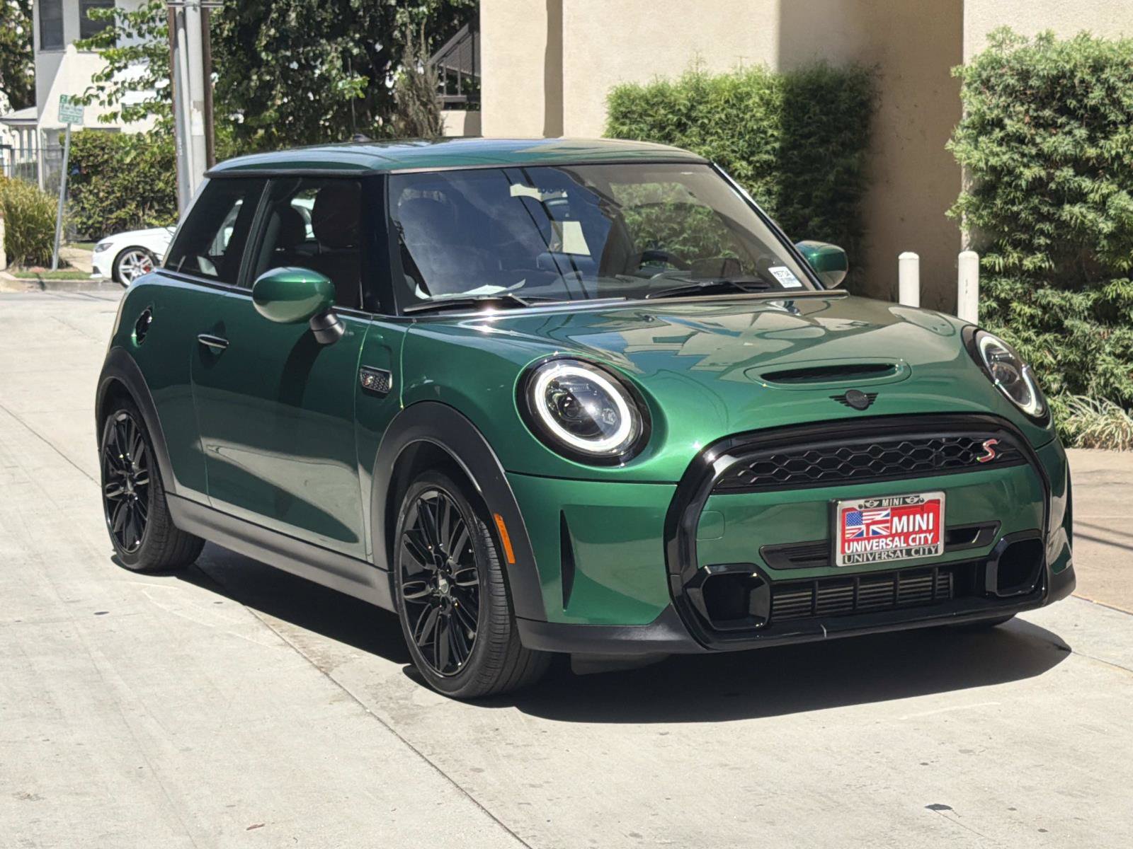 Used 2024 MINI Cooper S FWD image 2