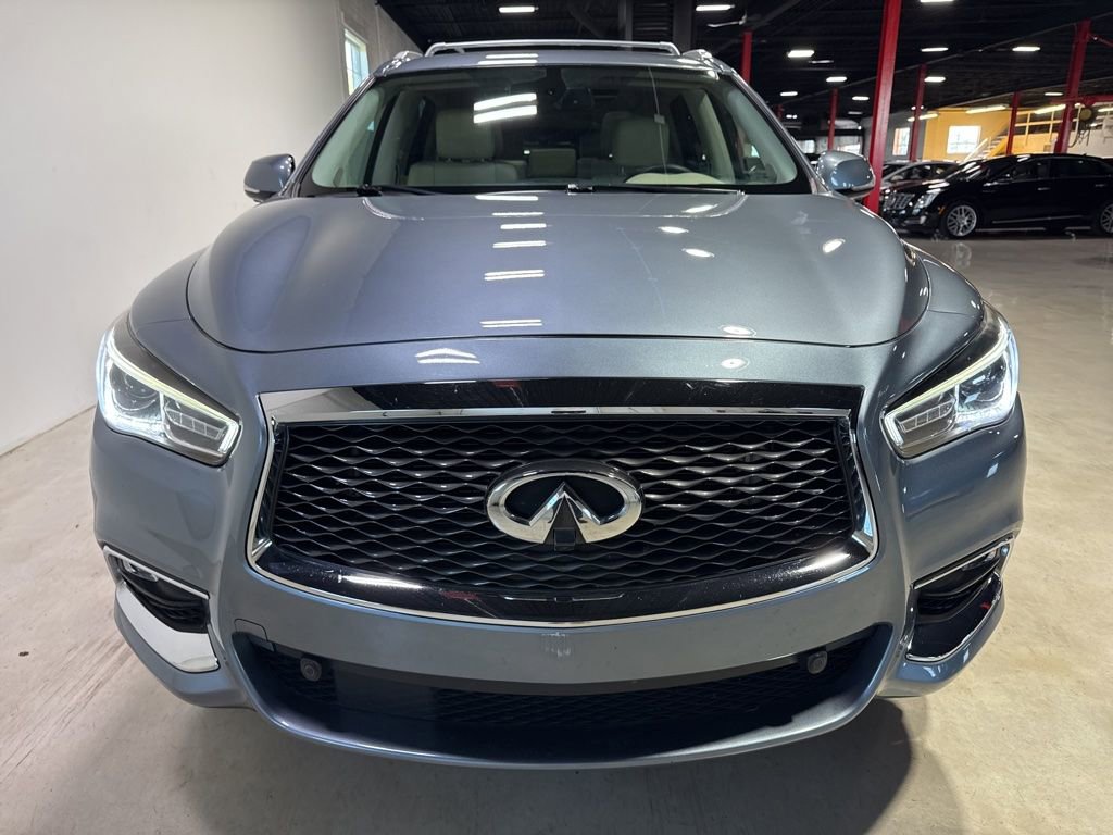 Used 2017 INFINITI QX60 Luxe w/ Deluxe Technology Package AWD/4WD image 9