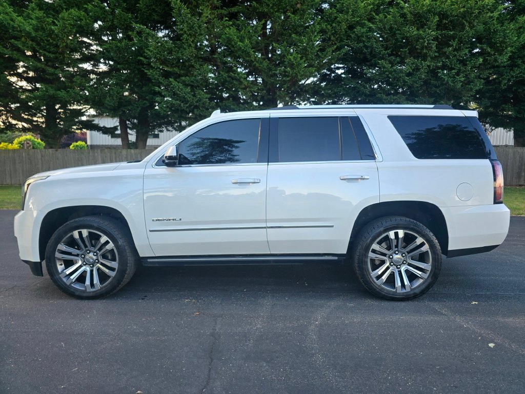 Used 2019 GMC Yukon Denali w/ Denali Ultimate Package AWD/4WD image 3