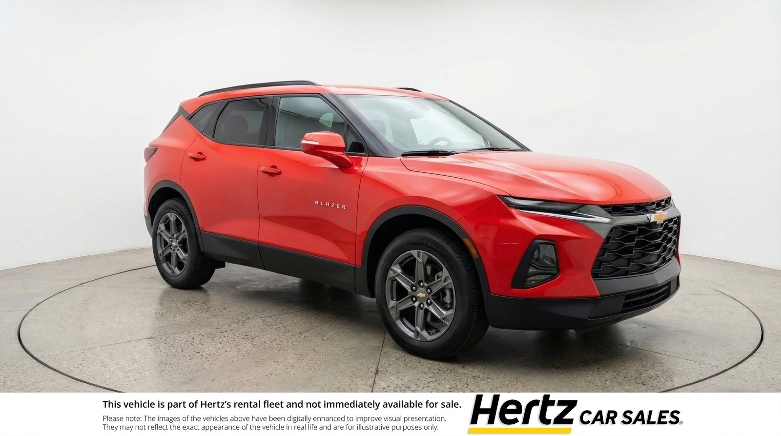 Used 2025 Chevrolet Blazer LT image 1