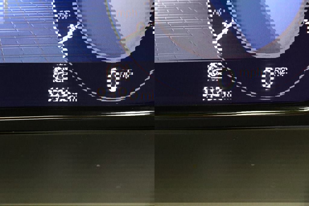 Used 2025 Volkswagen Atlas SEL Premium R-Line image 26