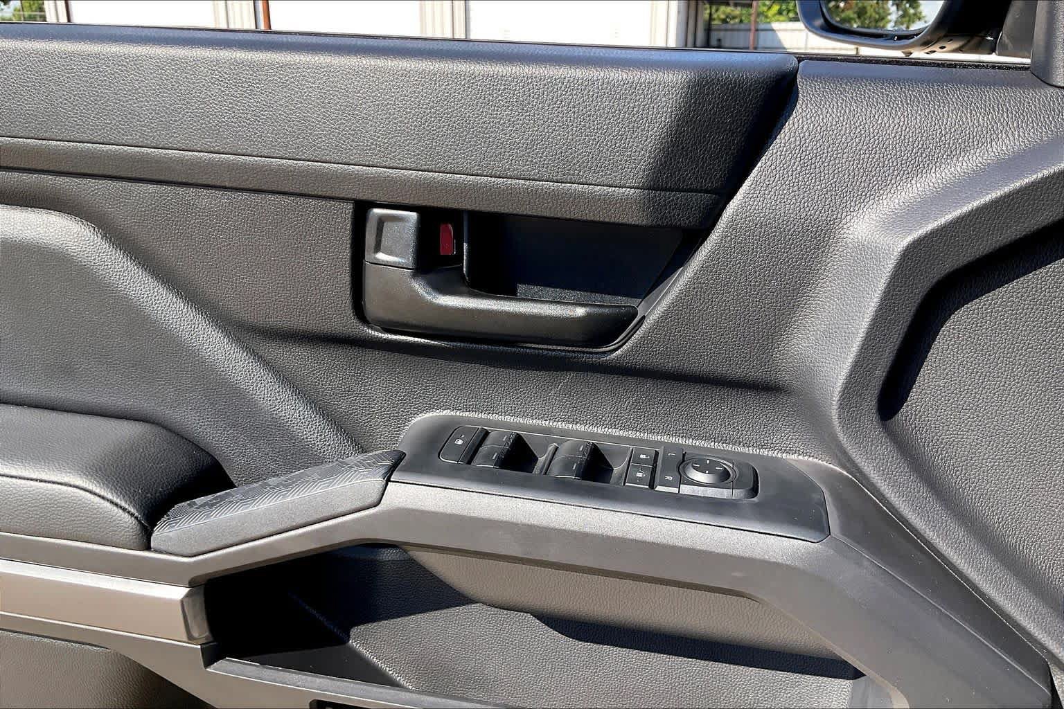 New 2026 Toyota Tacoma SR5 AWD/4WD image 18