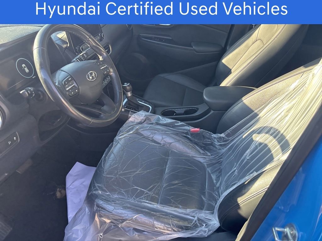 Certified 2022 Hyundai Kona Limited w/ Cargo Package image 3