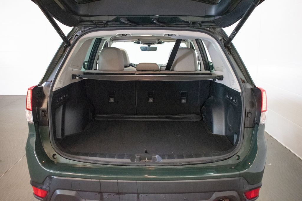 Used 2023 Subaru Forester Limited AWD/4WD image 24