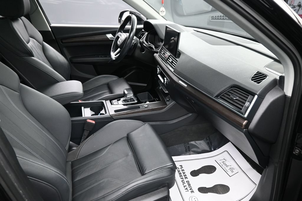 Used 2023 Audi Q5 e Premium Plus AWD/4WD image 39