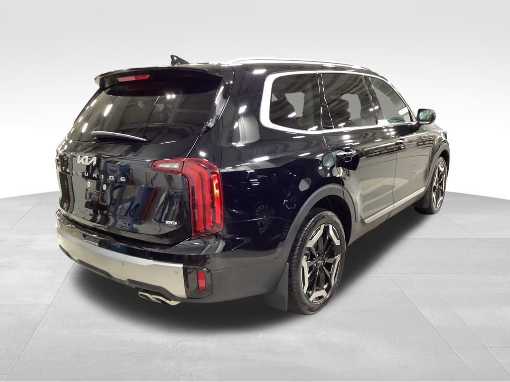Certified 2023 Kia Telluride S w/ S Sunroof Package image 10