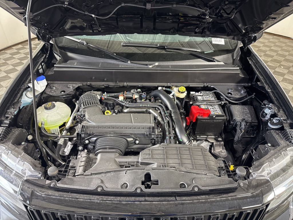 New 2026 Ford Maverick Lobo AWD/4WD image 4