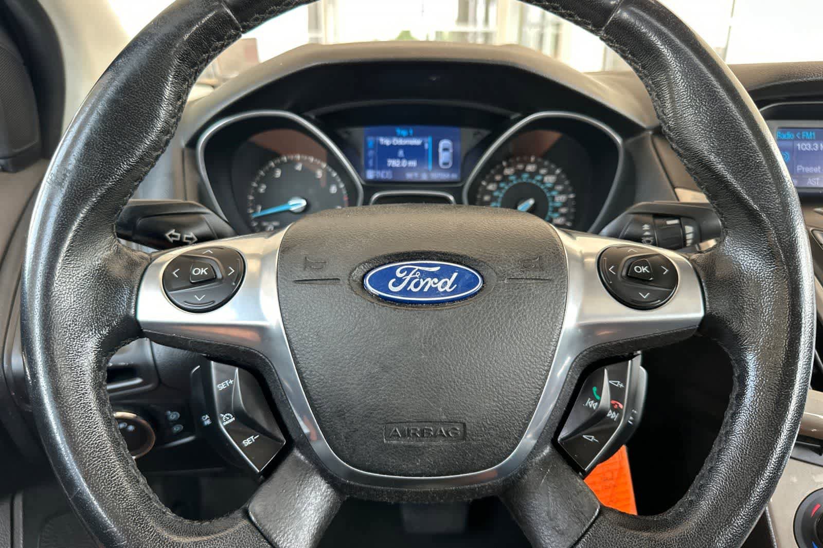 Used 2012 Ford Focus SEL FWD image 22