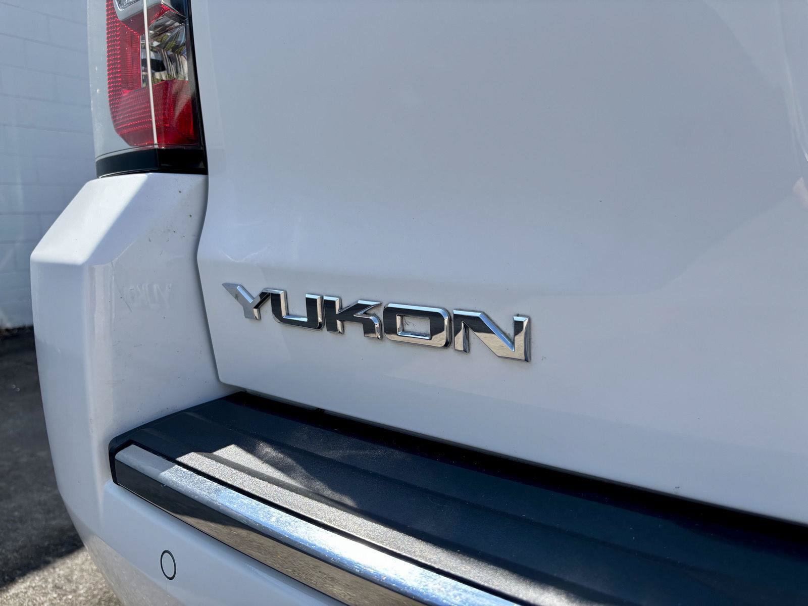 Used 2016 GMC Yukon Denali w/ Open Road Package AWD/4WD image 31