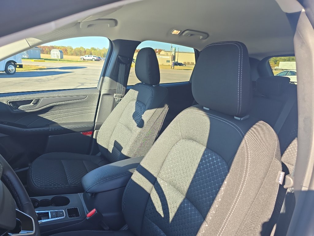 New 2026 Ford Escape Active image 5