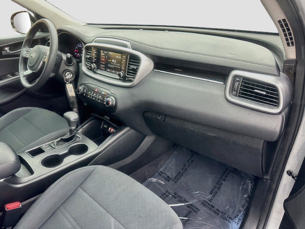 Used 2019 Kia Sorento FWD image 27