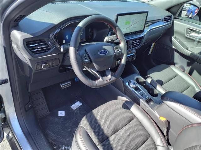 New 2024 Ford Escape ST-Line w/ Tech Pack #1 FWD image 8